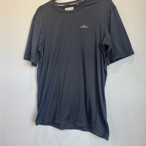 Kathmandu Outdoors Men's Dark Gray Short Sleeve Tee - Picture 4 of 7